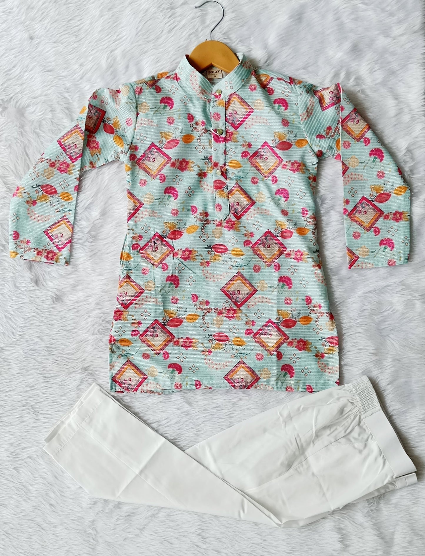 Aarom Sky Blue Color Kurta Pajama