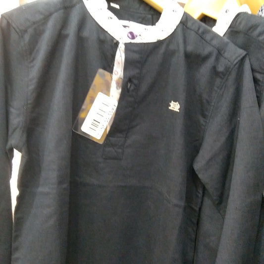 Black plain shirt