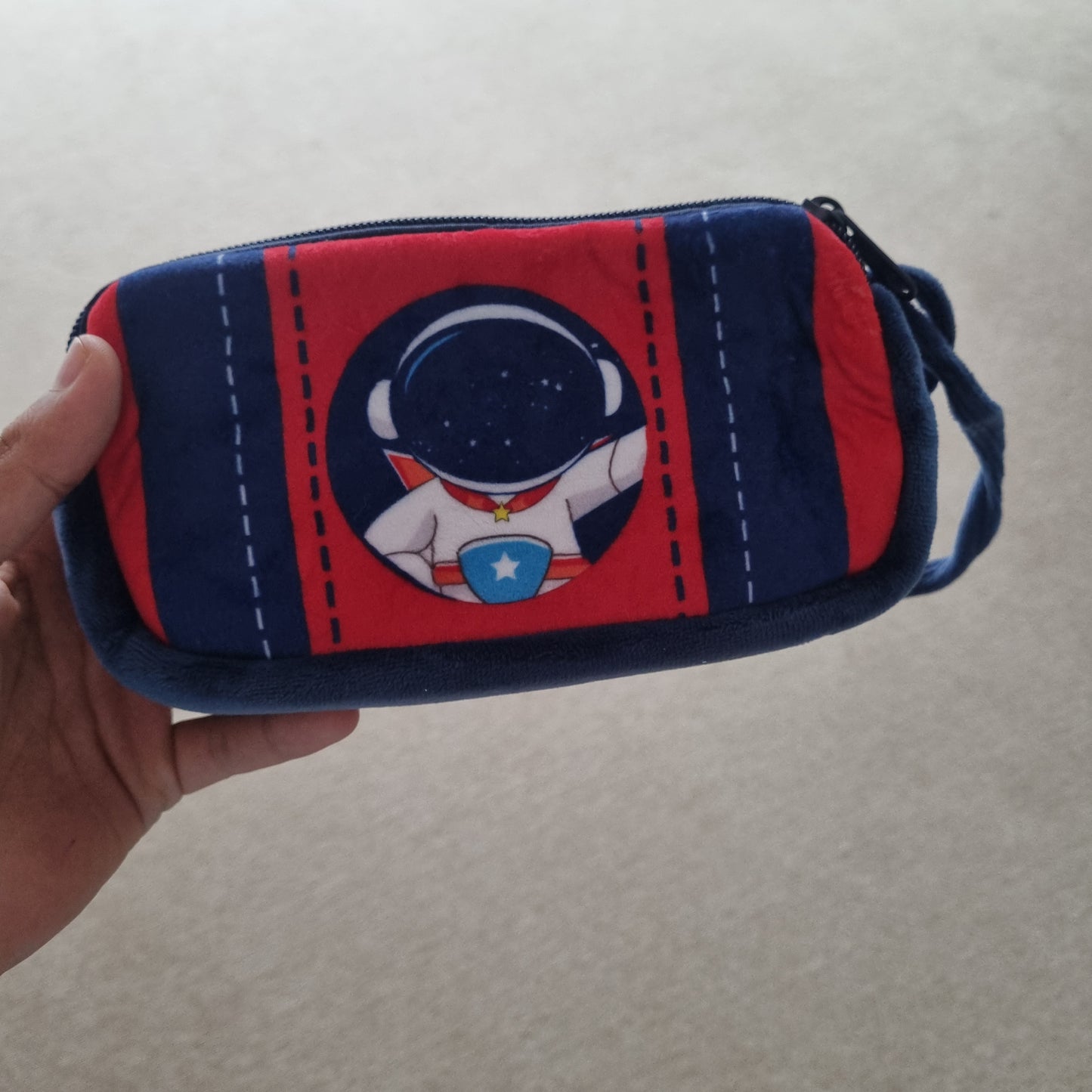 Kids pouch