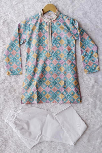Aarom Green Color Kurta Pajama Embroidered Collar