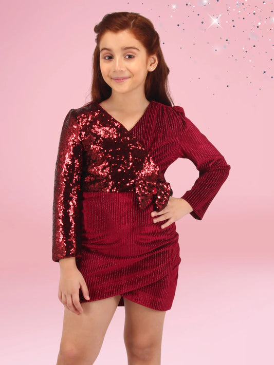 Maroon Asymmetric Stretch Velvet Dress-Cute Cumber