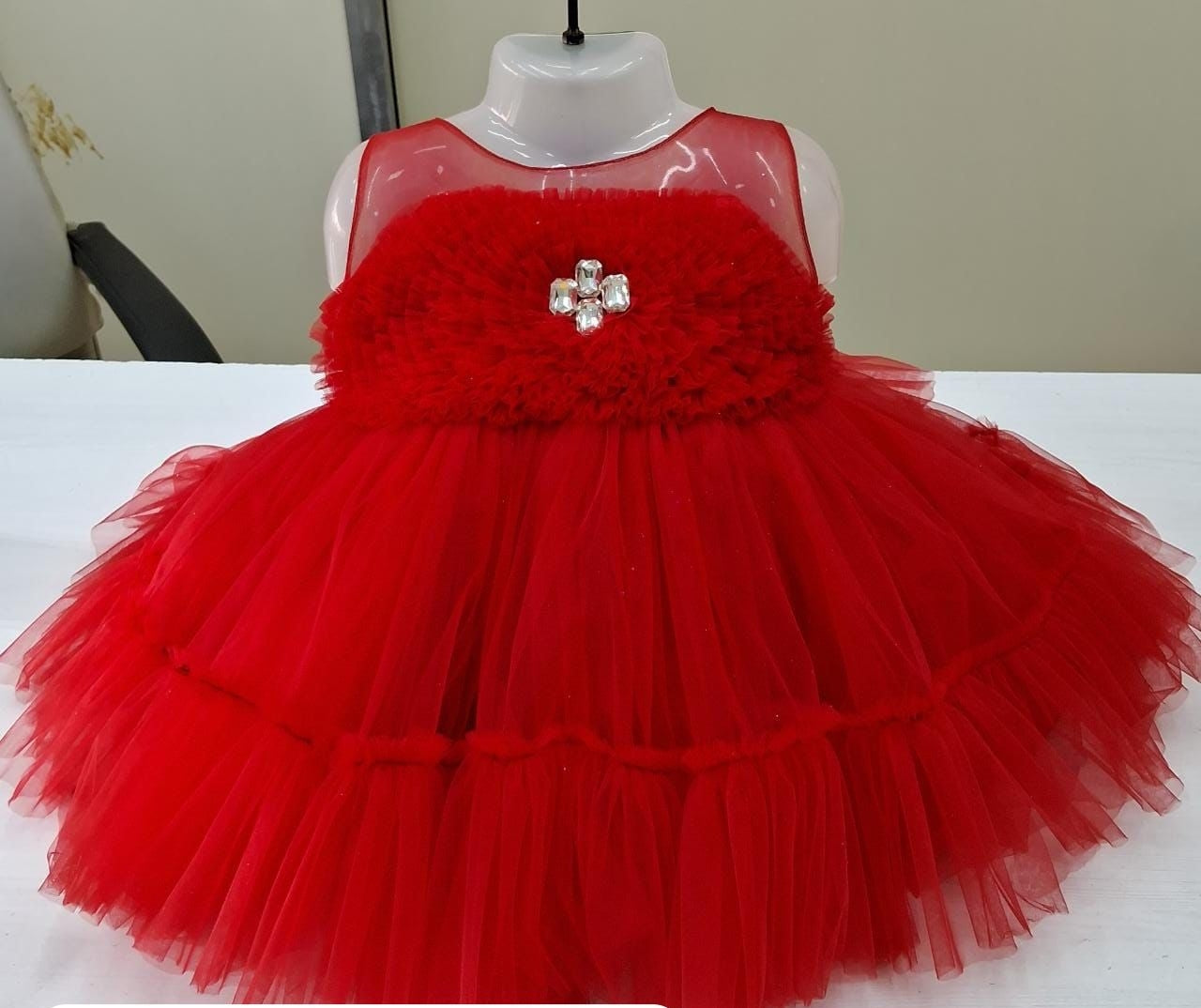 red colour neti 1885 frock