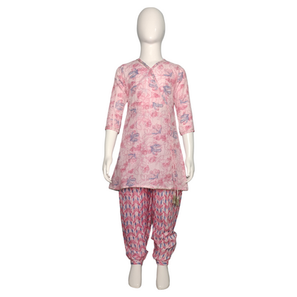 Pink kurti with floral print