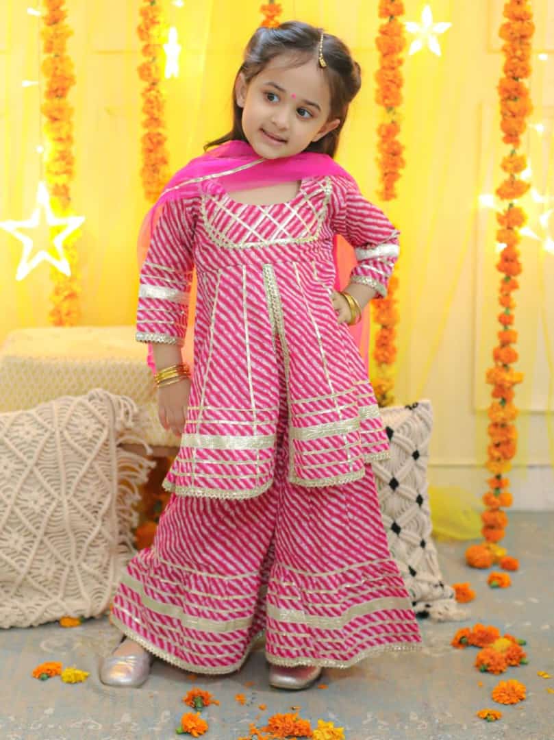 Pink leheriya kurti sharara with dupatta